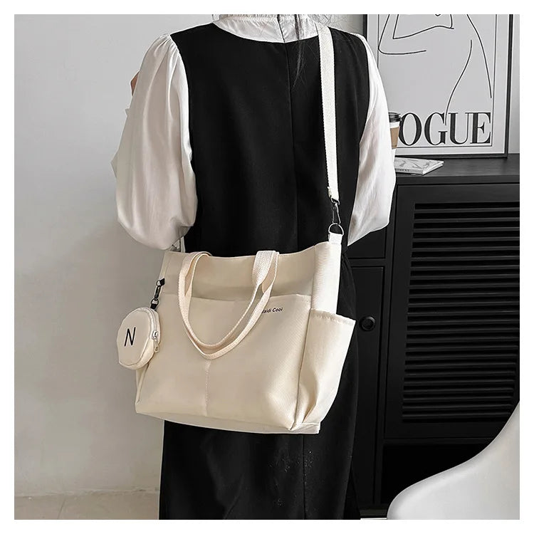 Large capacity Korean version crossbody bag suitable for both male and female college students travel shoulder bag commuting bag