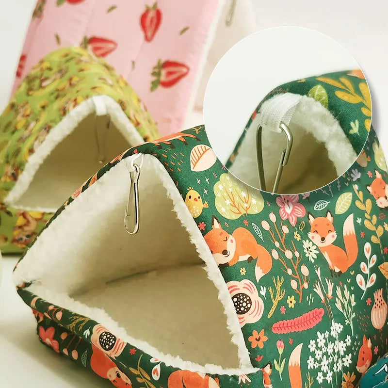 Autumn Winter Warm Print Sleeping Bed House Triangular Nest for Pet Bird Parrot Rabbit Squirrel Guinea Pig Hamster Hanging Cage