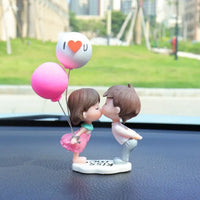 Kissing Couples