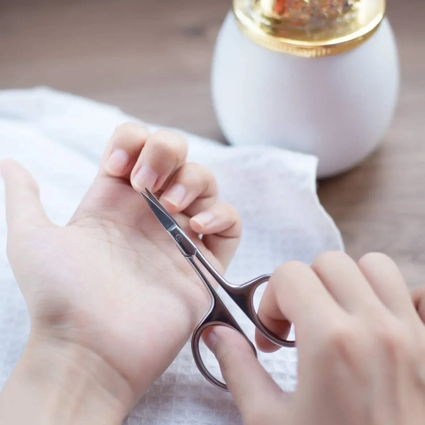 Cuticle Scissors Nail Cuticle Clippers Trimmer Dead Skin Remover Stainless Steel Professional Nail Art Tools Cuticule Cutter