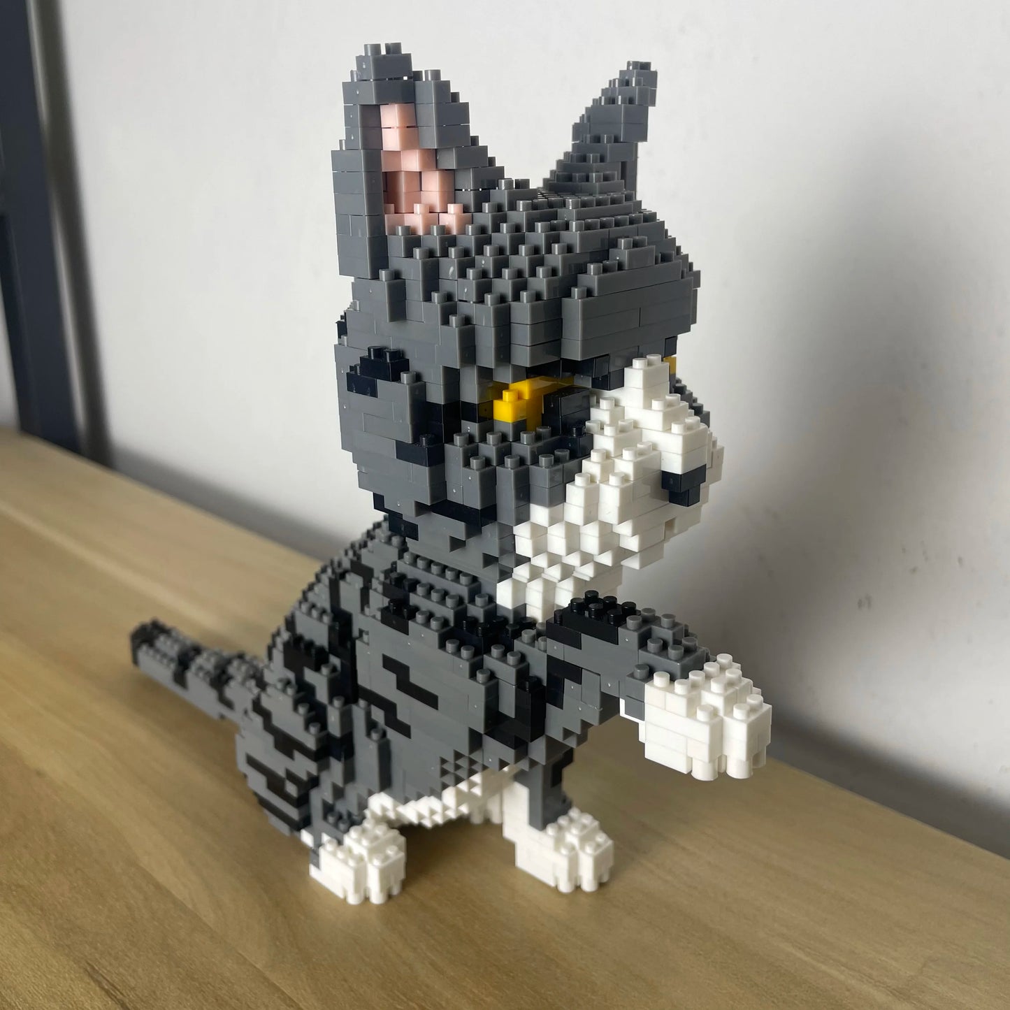 Knew Built Adorable Cat Mini Model Building Blocks 4 Expressive Faces Option in Orange and Cow Patterns for Kid Toys and Pet Fan