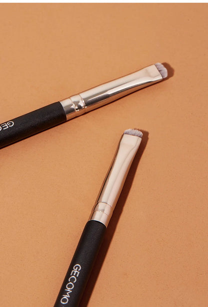 Eyeliner brush eyebrow brush do not eat powder easy overhand blade flat head brush circular arc brush eye repair makeup brush