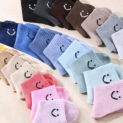 10 Pairs of Cute Solid-Color Smiling Face Pattern Children's Mid-Calf Socks, Suitable for Boys and Girls Socks